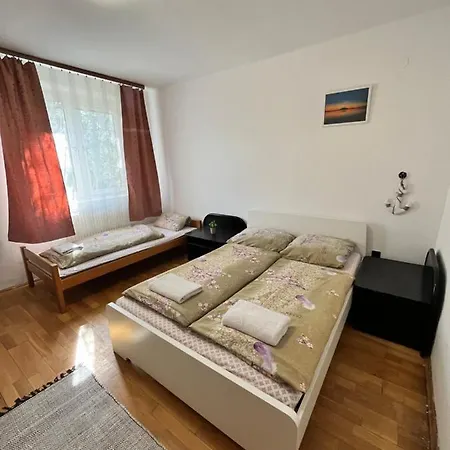 Hajos Apartmans Apartment