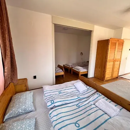 Hajos Apartmans