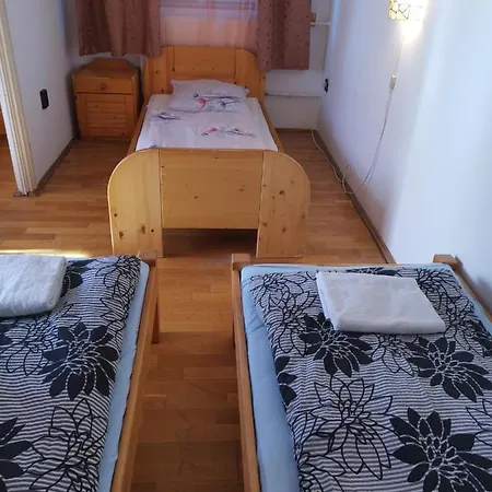 Hajos Apartmans Apartment