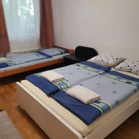Hajos Apartmans *